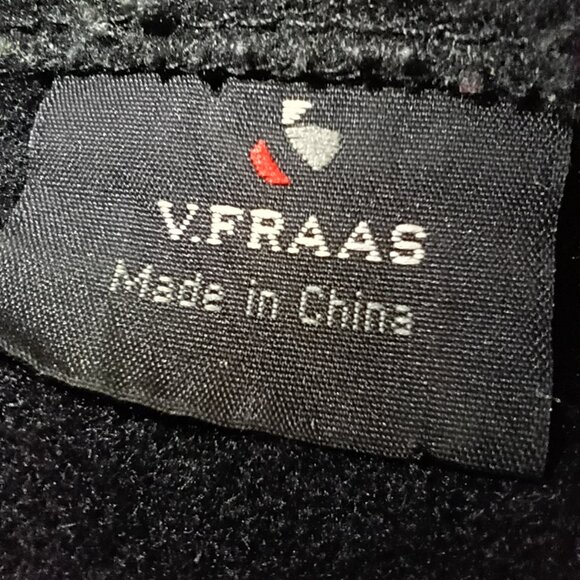 V. FRASS Women's Poncho Wrap Acrylic ONE SIZE Boho Tribal Black Gray Paisley - Picture 4 of 5